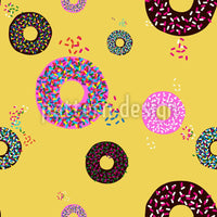 patterned-wallpaper-donuts