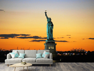 photo-wallpaper-statue-of-liberty-in-the-evening-light