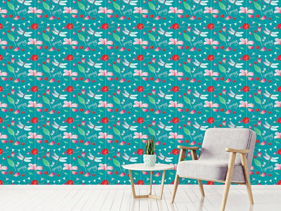 patterned-wallpaper-spring-celebration