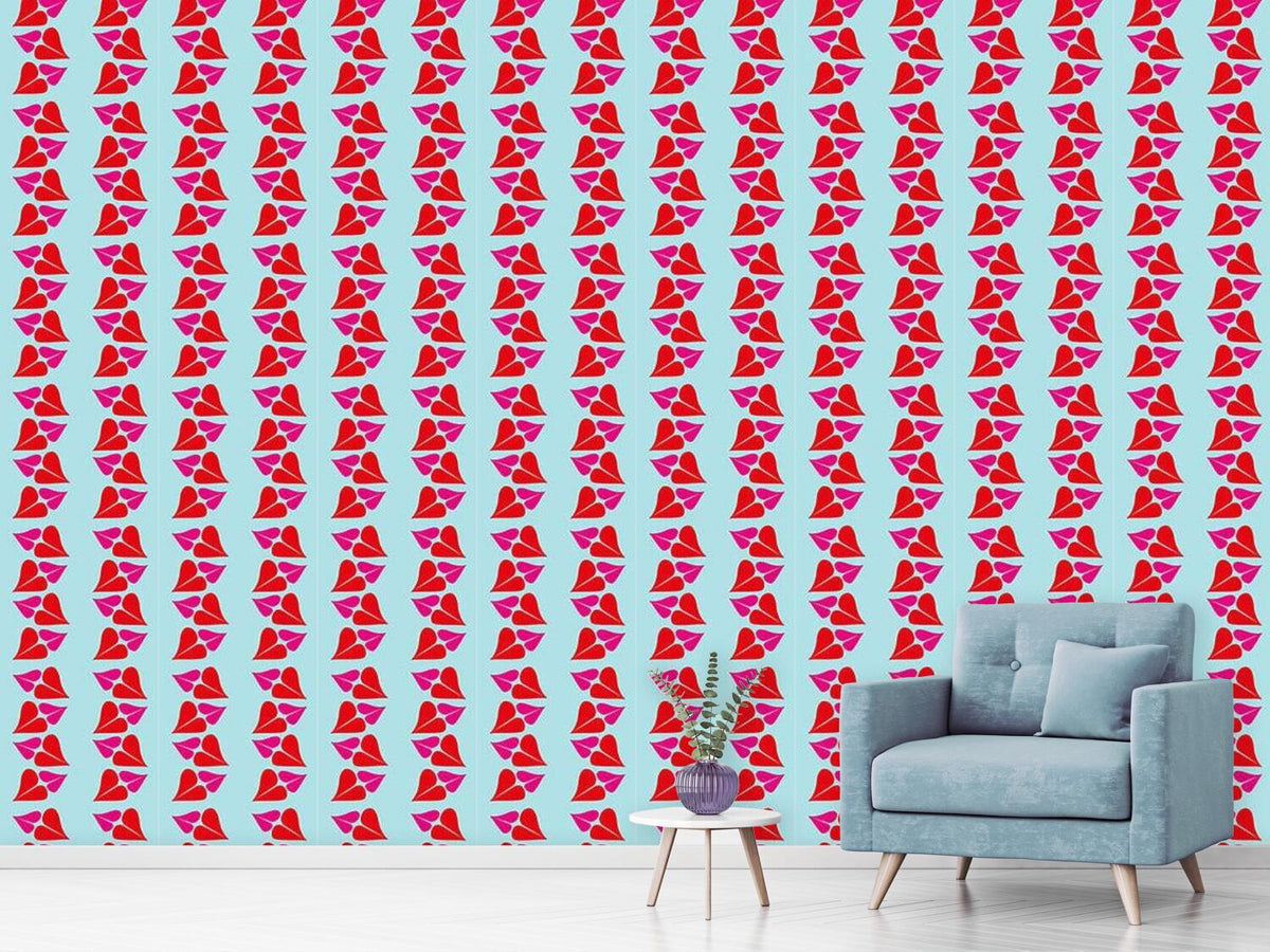 patterned-wallpaper-kiss