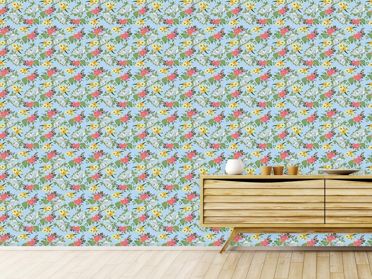 patterned-wallpaper-mixed-bouquet