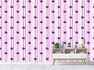 patterned-wallpaper-pink-tulip