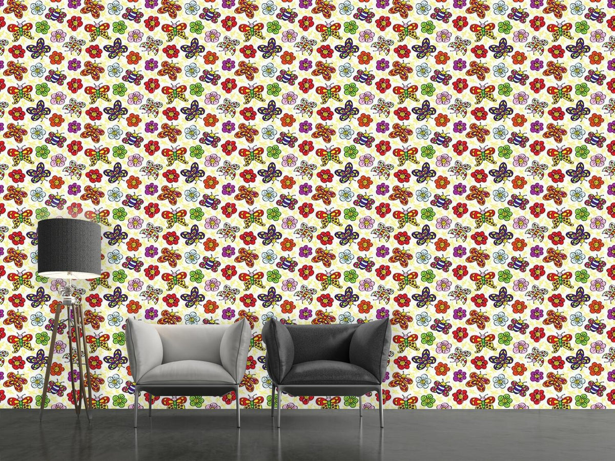 patterned-wallpaper-flower-friends