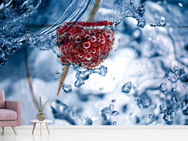 photo-wallpaper-raspberry-in-the-water