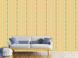 patterned-wallpaper-florets-and-tulips