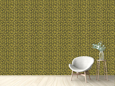 patterned-wallpaper-twin-leaves