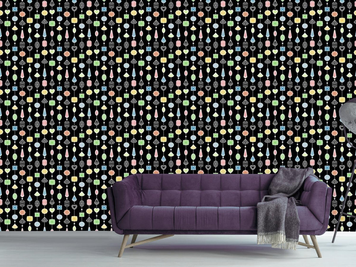 patterned-wallpaper-jewelry-curtain