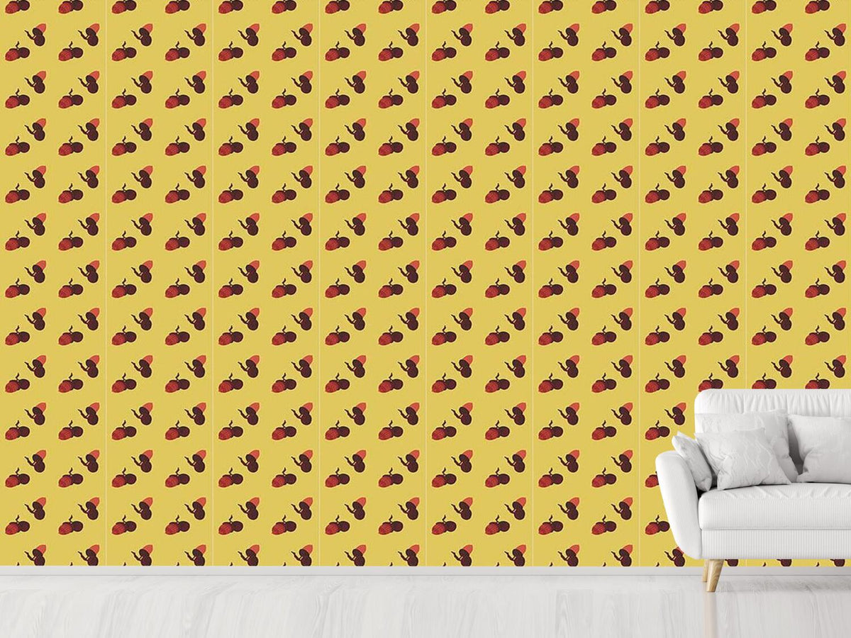 patterned-wallpaper-acorns