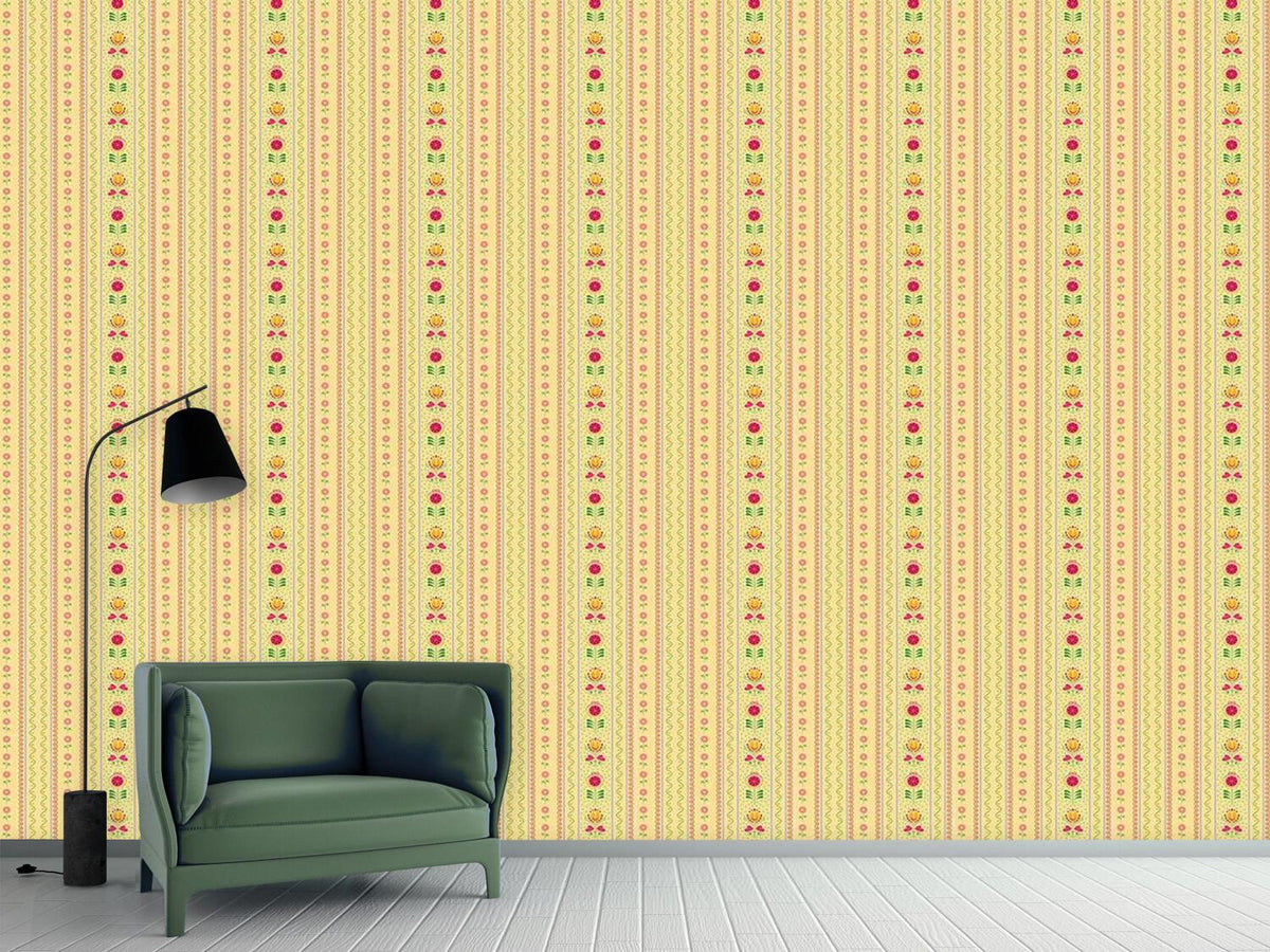 patterned-wallpaper-florets-and-tulips