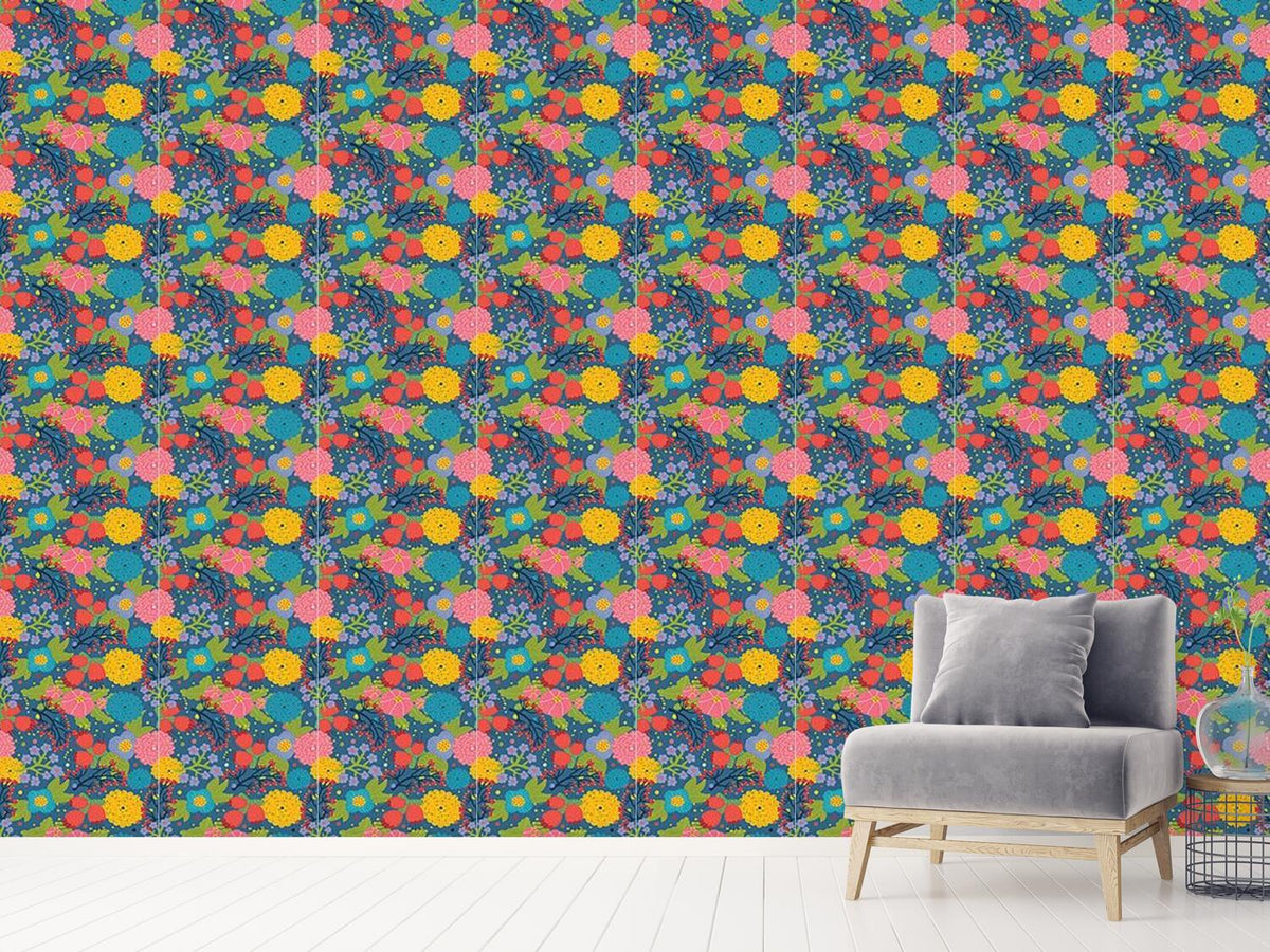 patterned-wallpaper-welcome-to-the-paradise-garden