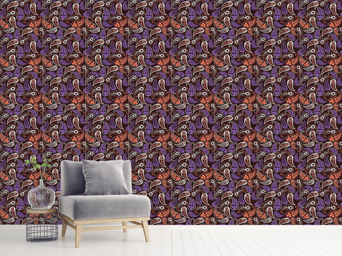 patterned-wallpaper-lovely-autumn-paisleys