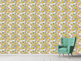 patterned-wallpaper-expressive-flowers