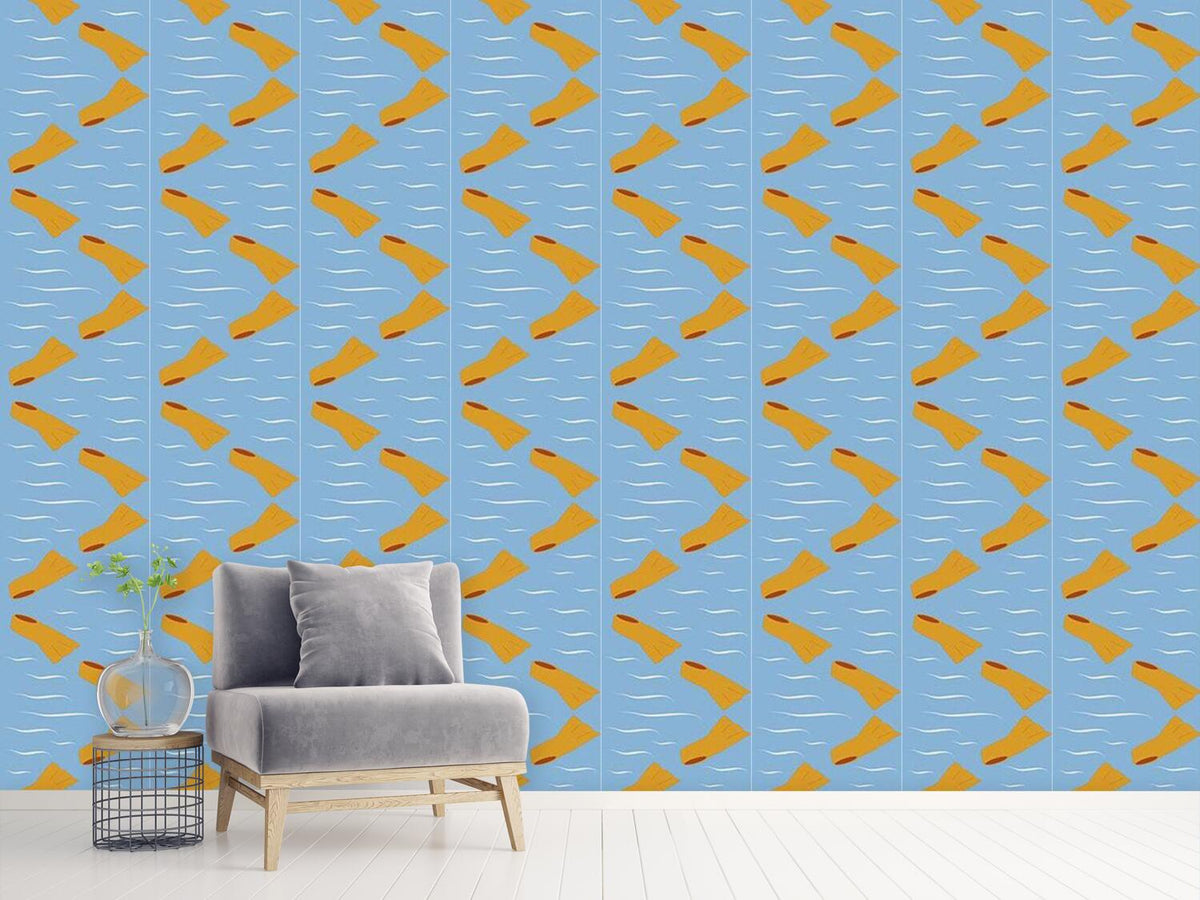 patterned-wallpaper-duck-feet-in-orange-season