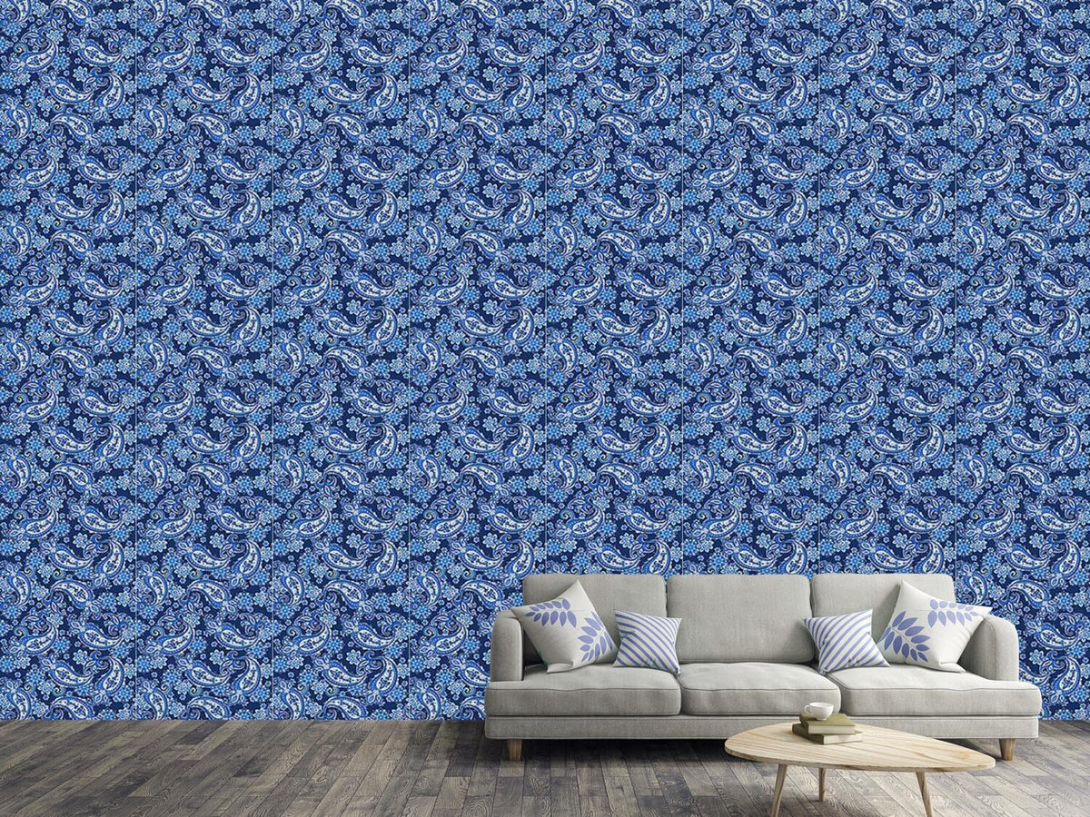 patterned-wallpaper-paisley-royal