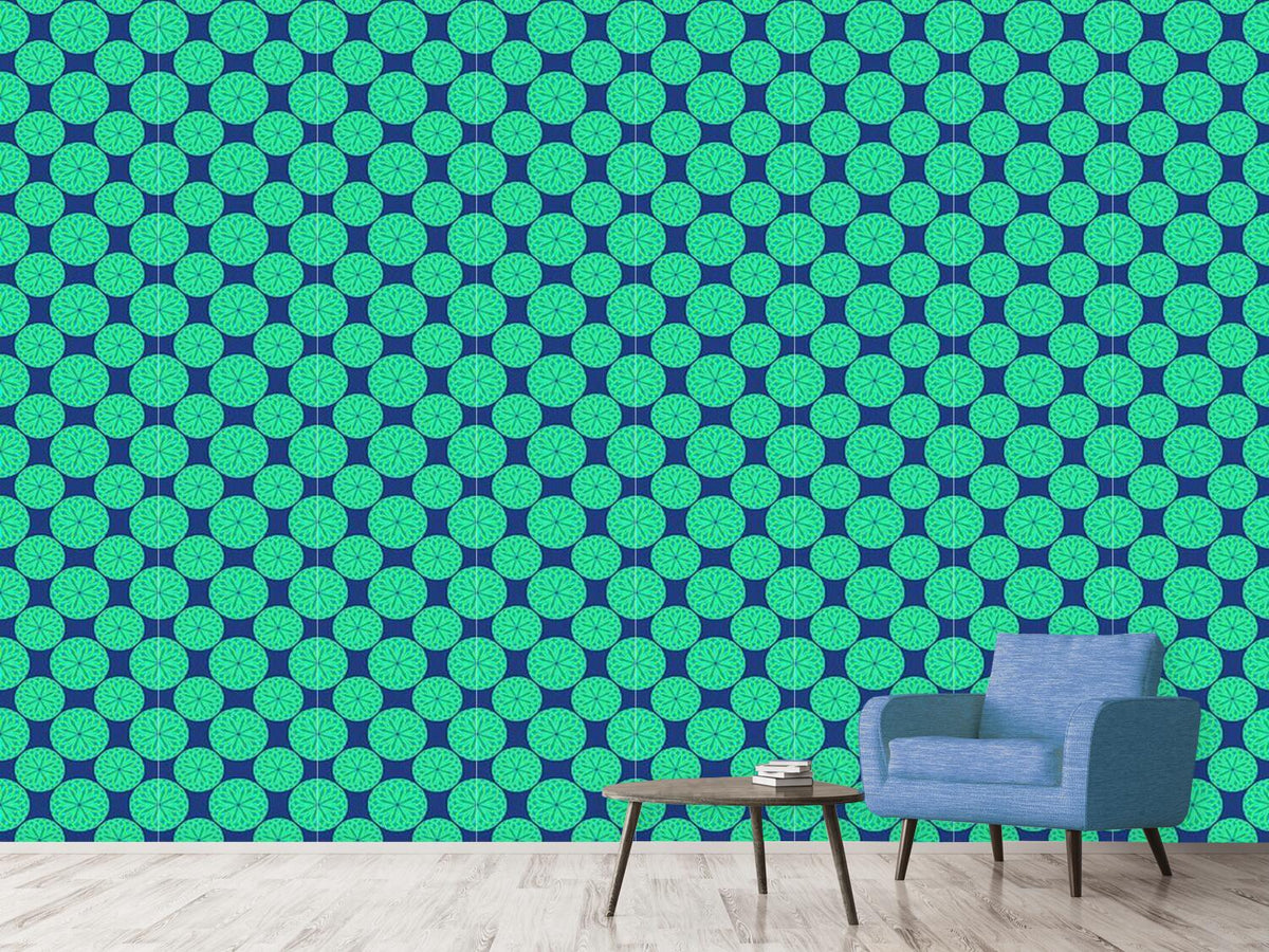 patterned-wallpaper-small-green-lanterns