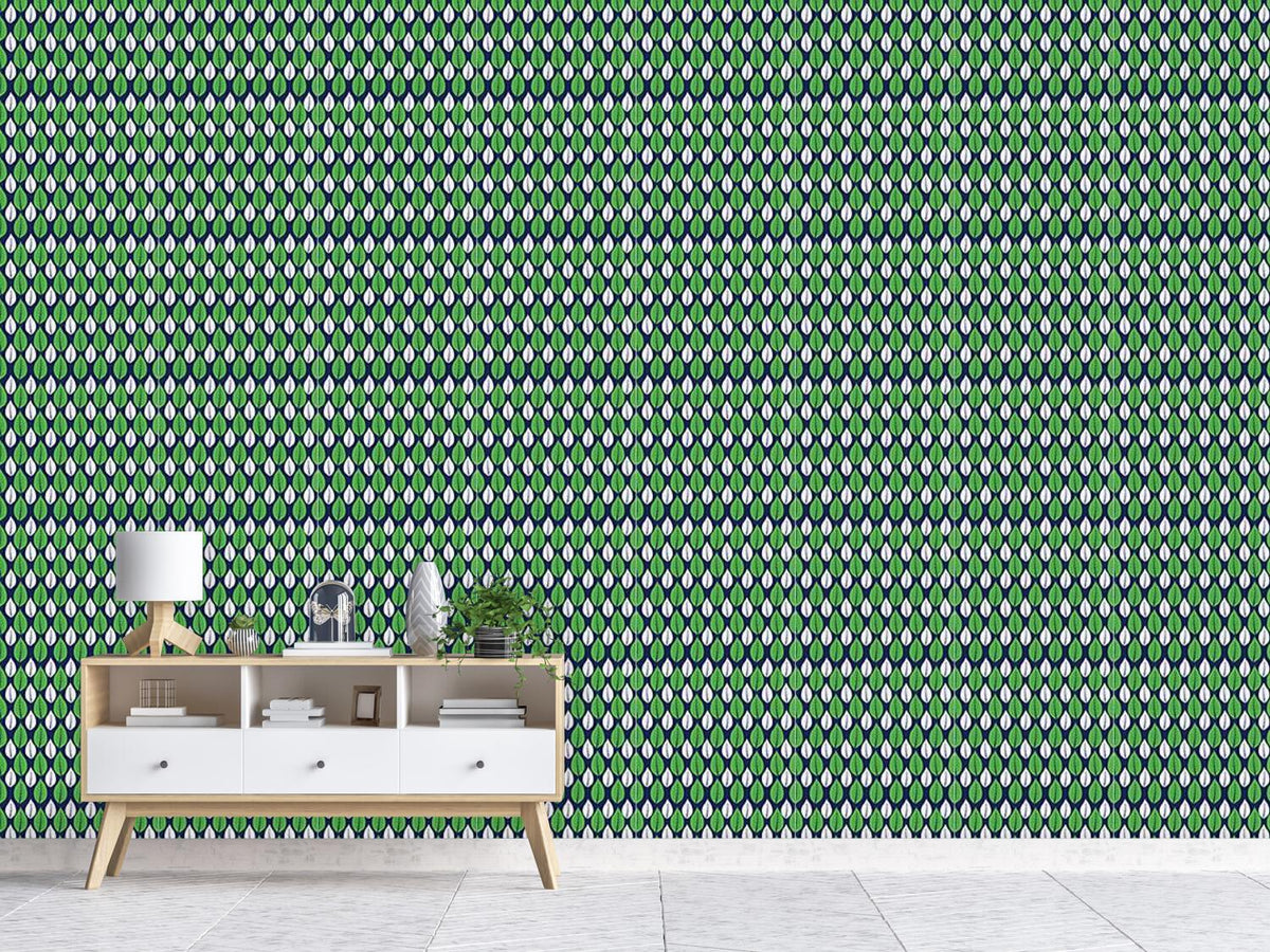 patterned-wallpaper-counting-leaves