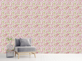 patterned-wallpaper-drop-and-round