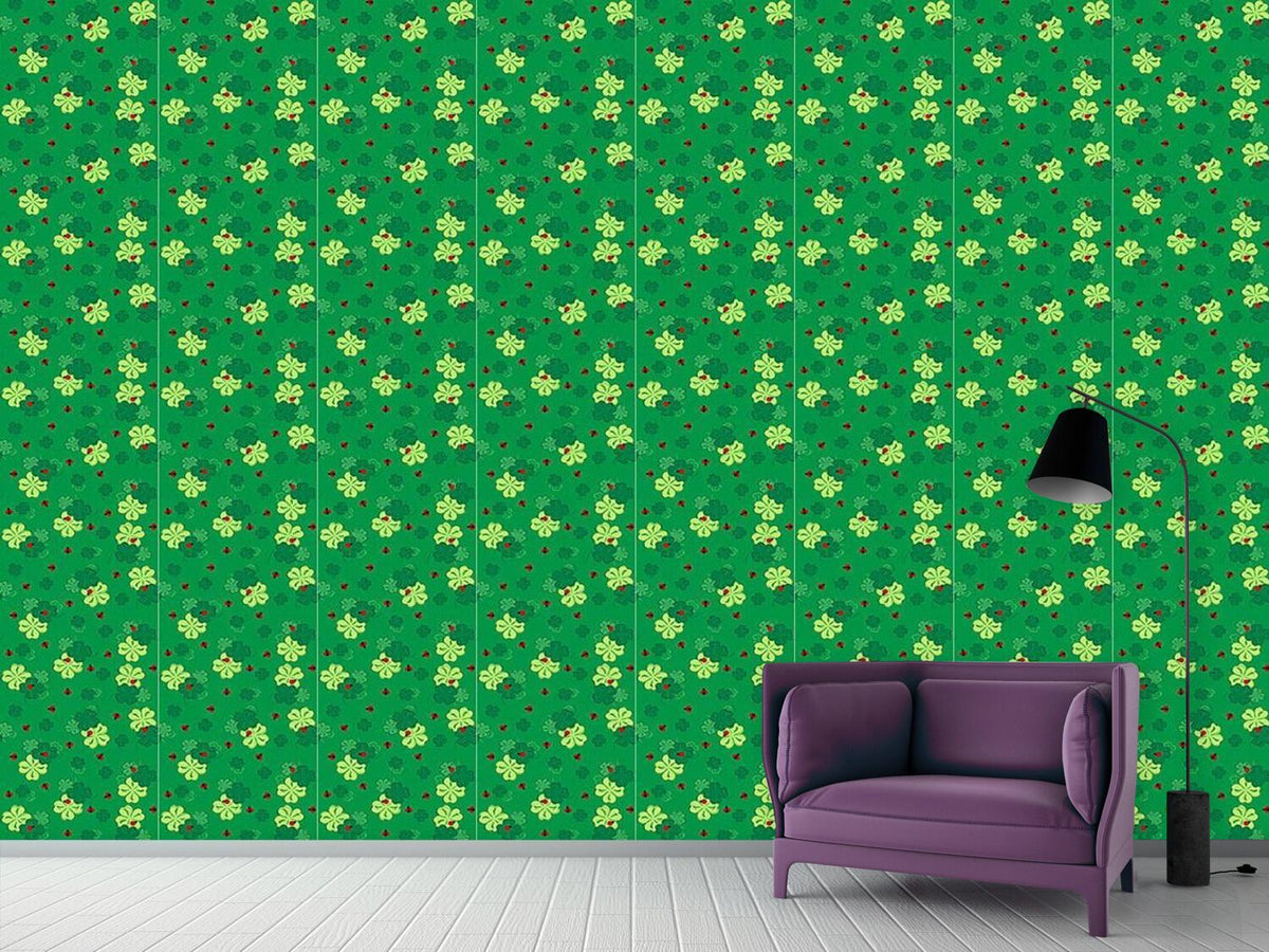 patterned-wallpaper-good-luck-lady-bug