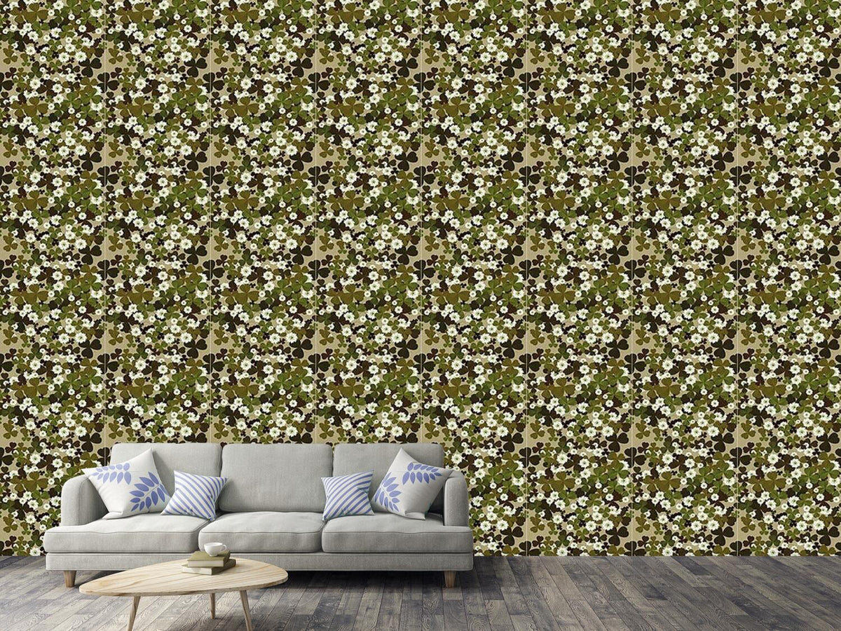 patterned-wallpaper-wild-clover