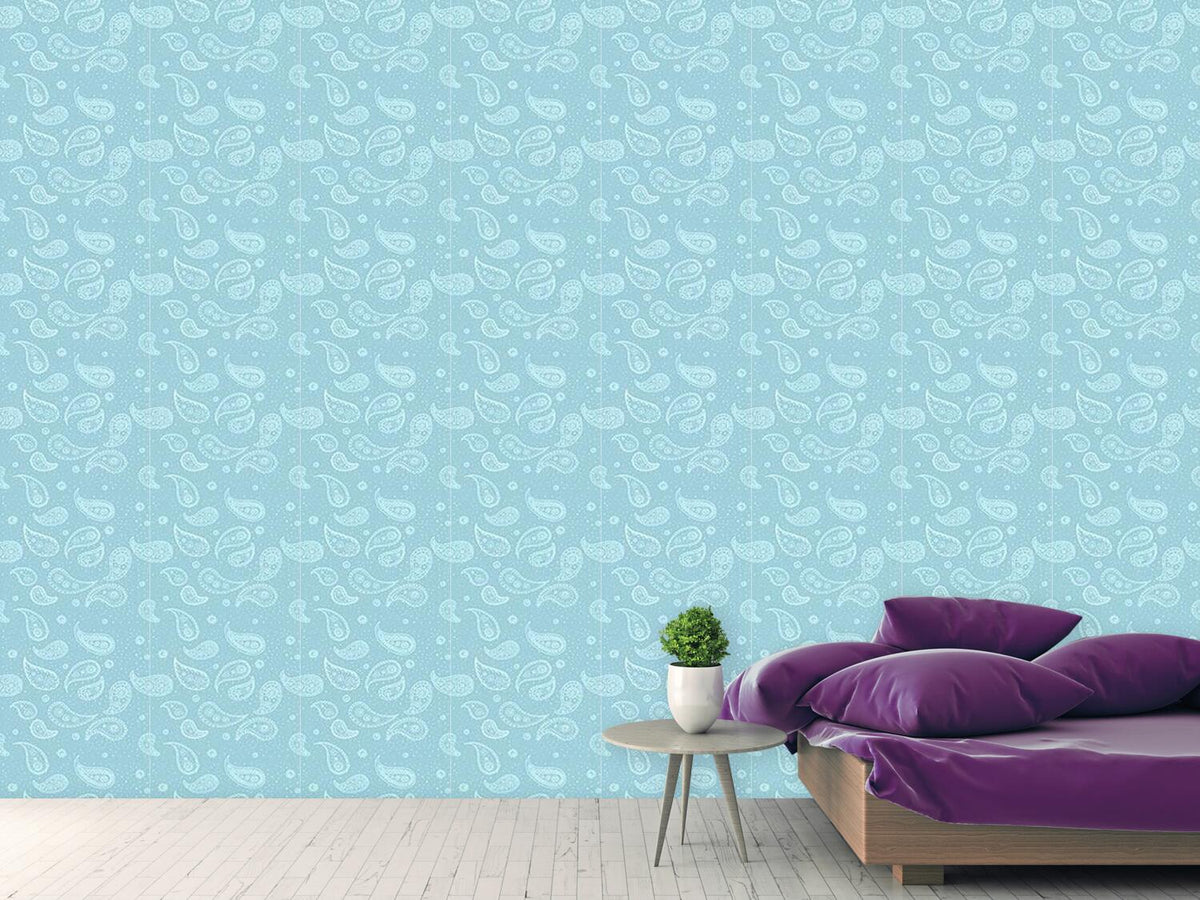 patterned-wallpaper-tender-paisley