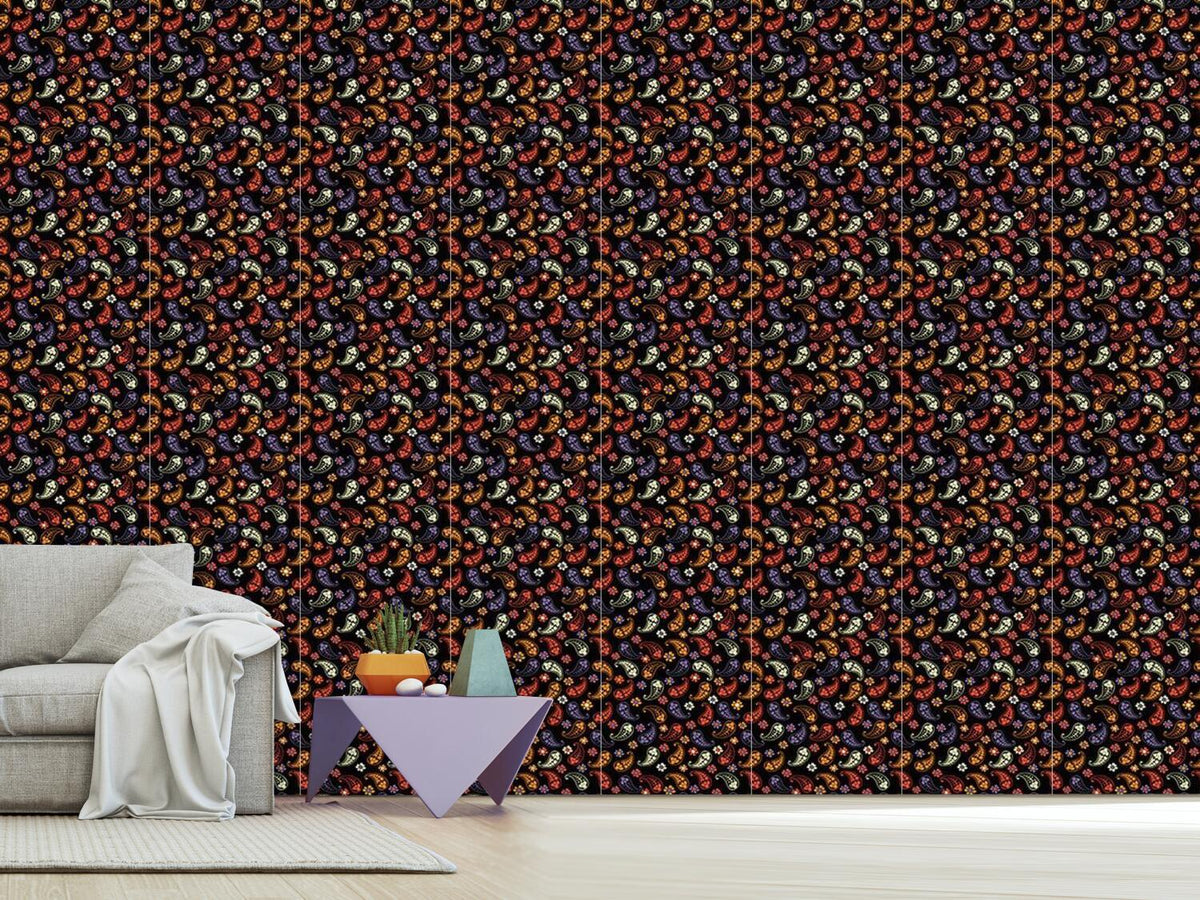 patterned-wallpaper-dancing-paisleys