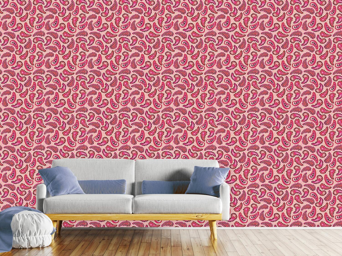 patterned-wallpaper-fun-paisley