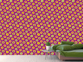 patterned-wallpaper-friendly-flowers