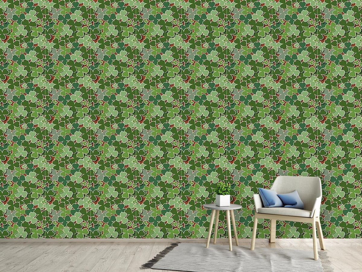 patterned-wallpaper-clover-fortune