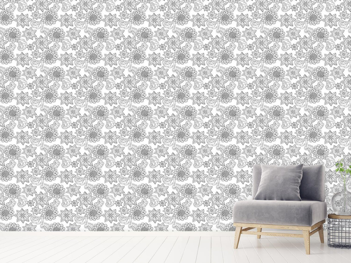 patterned-wallpaper-flowers-with-contours