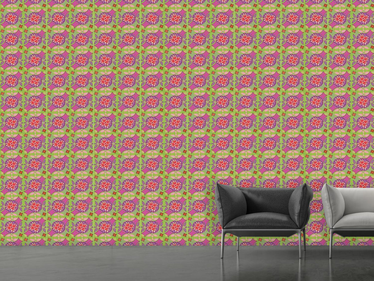 patterned-wallpaper-floral-circles